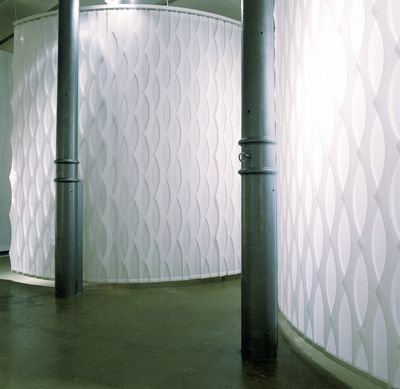 Vertikal-Lamellen, Vertical Waves