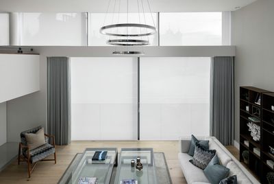 Rollo-Systeme, SG 4970, Multiscreen 1-10%, The Crescent, Edinburgh, Scotland, UK