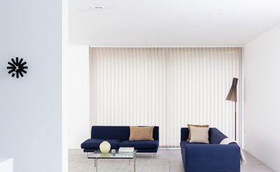 Vertikal-Lamellen, SG 2910, Multi Visio, Gerrards Cross, London, United Kingdom