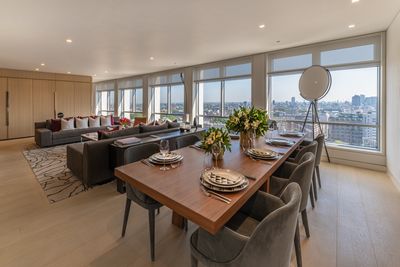 Системы рулонных штор, SG 4960, Multiscreen 1-10%, Centre Point, London, United Kingdom, Recess