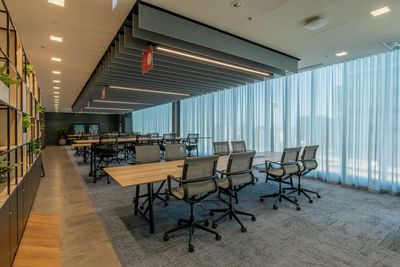 Карнизные системы , SG 5600, Colorama 1, Virgin Money, Glasgow, Scotland, United Kingdom