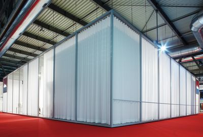 Карнизные системы , Colorama 1, Room shot "Vitra Booth"