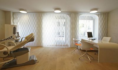Vertikal-Lamellen, SG 2960, Multi Shadow, Doctor's Office, Zug, Switzerland, Vertical Waves